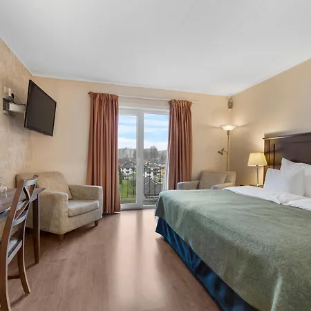 Park Hotel 3*