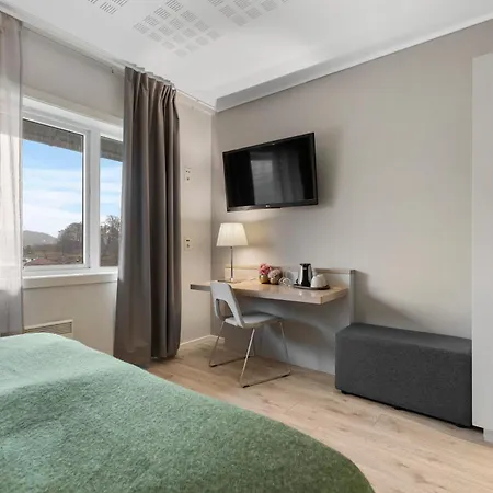 Park Hotel 3*