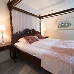 Park Hotel
